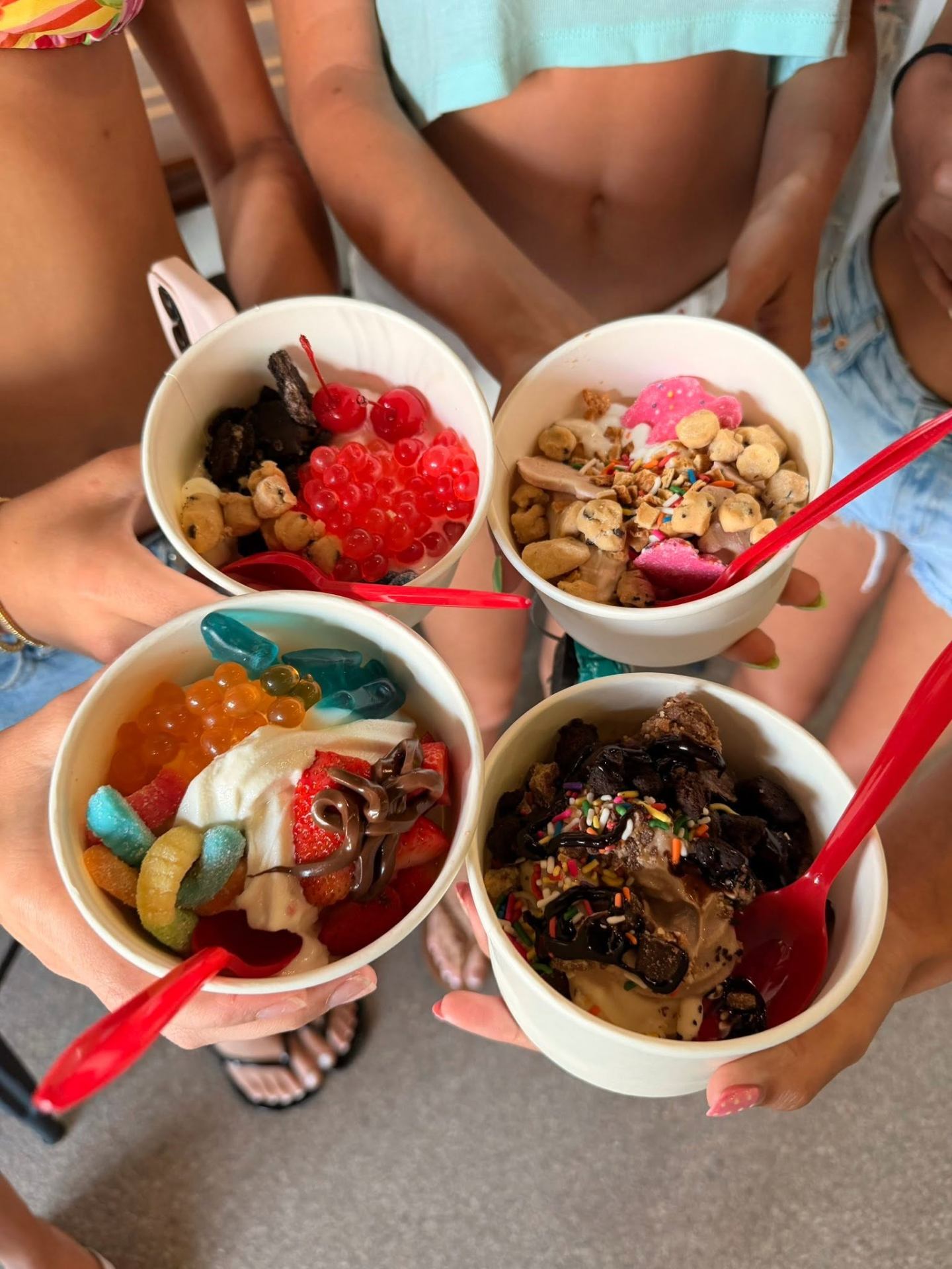 Four loaded açaí with candy, gummies, sprinkles and popping boba